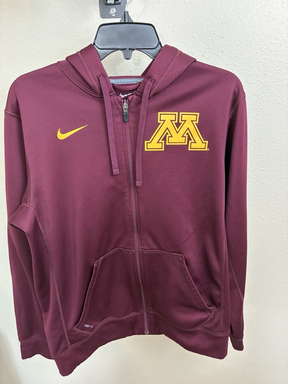 Minnesota Golden Gophers Sweatshirt Mens S Red NCAA Nike Team FIT Therma